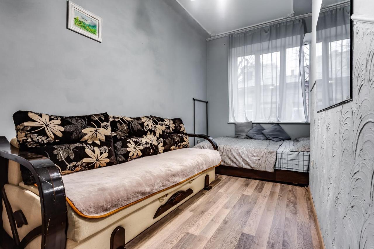Apartment Near Circus Lviv Eksteriør billede