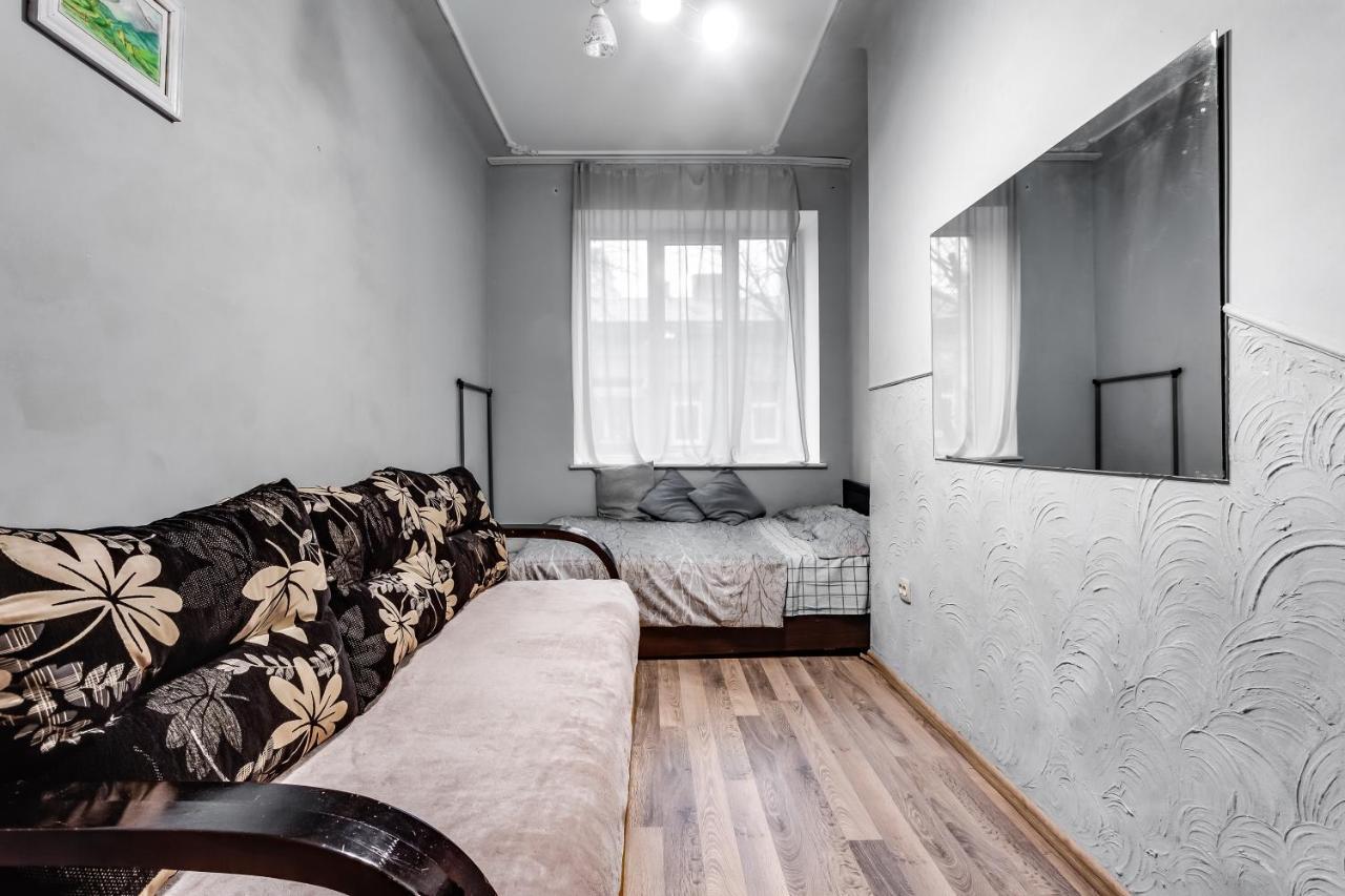 Apartment Near Circus Lviv Eksteriør billede