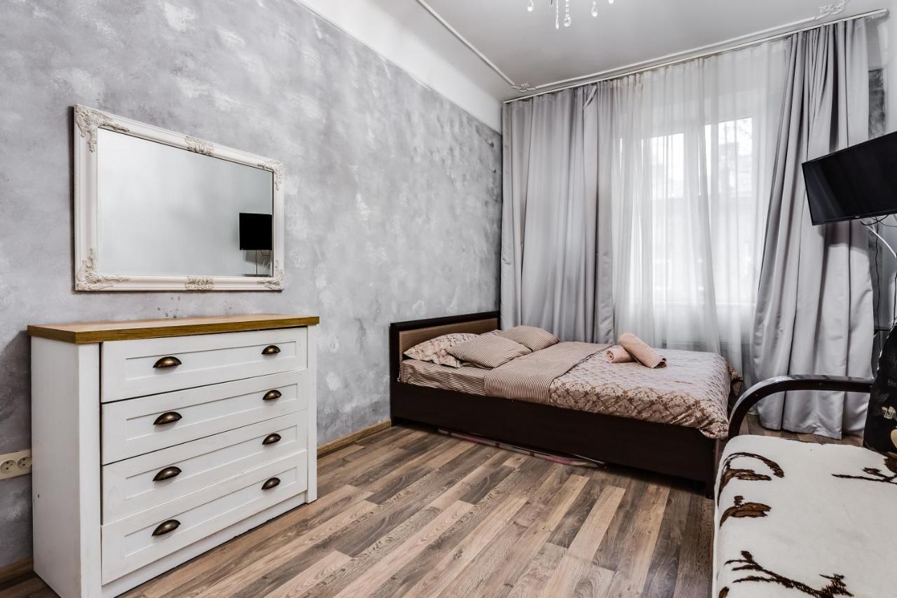 Apartment Near Circus Lviv Eksteriør billede